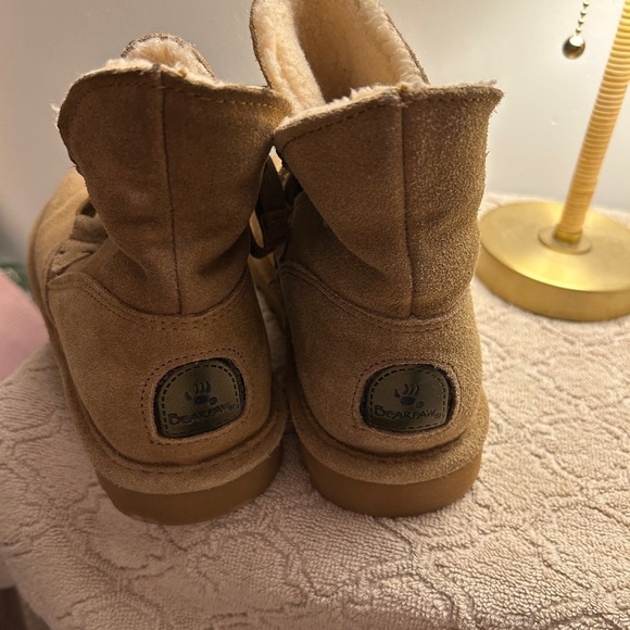 Bearpaw Zora 8 - Picture 7 of 11